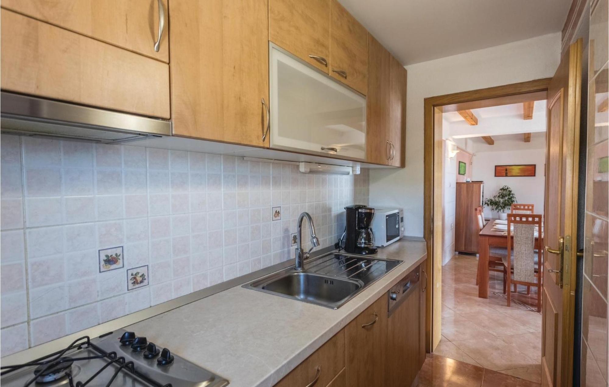 Lovely Apartment In Komarna With House Sea View Klek Zewnętrze zdjęcie