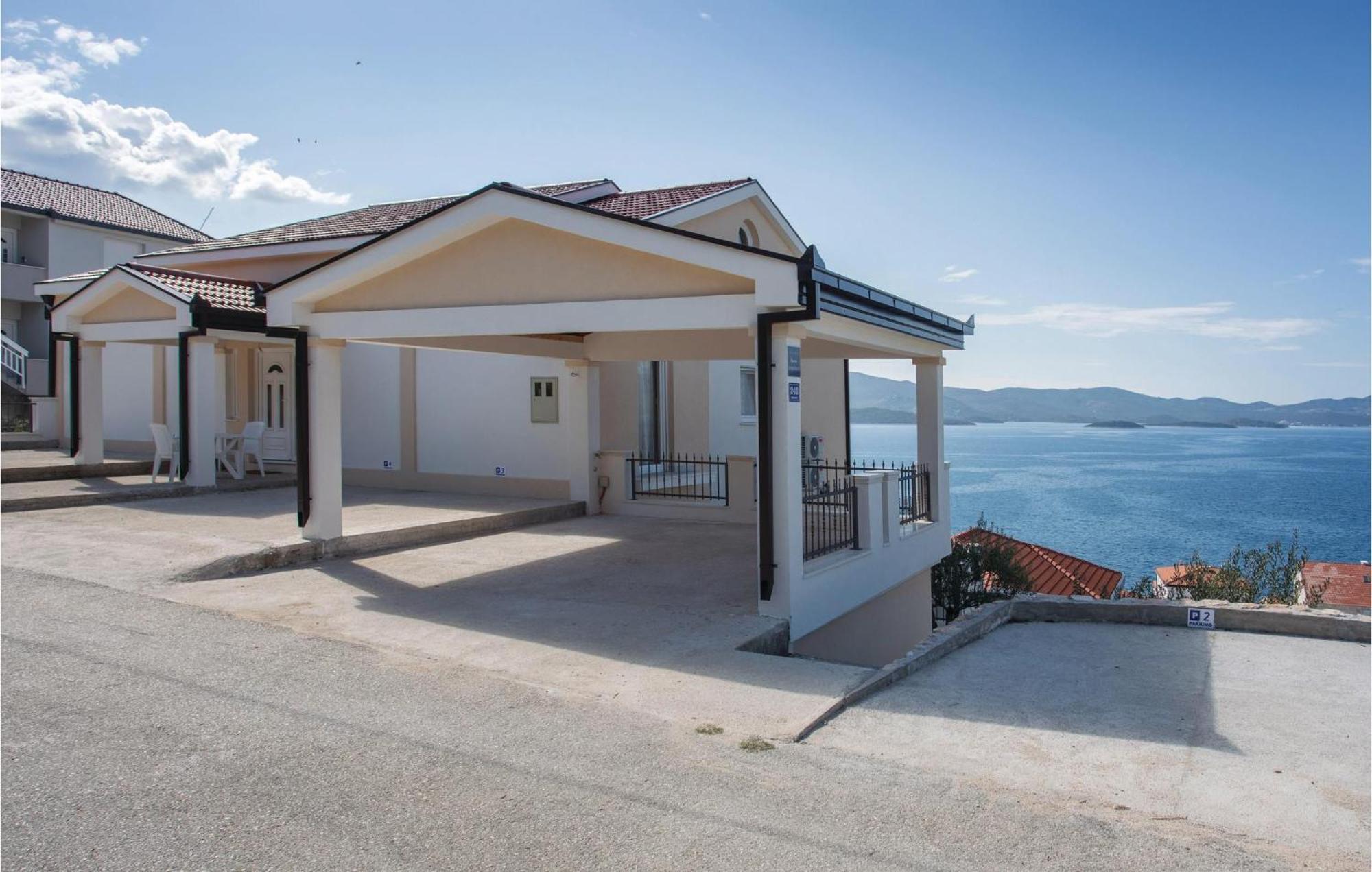 Lovely Apartment In Komarna With House Sea View Klek Zewnętrze zdjęcie
