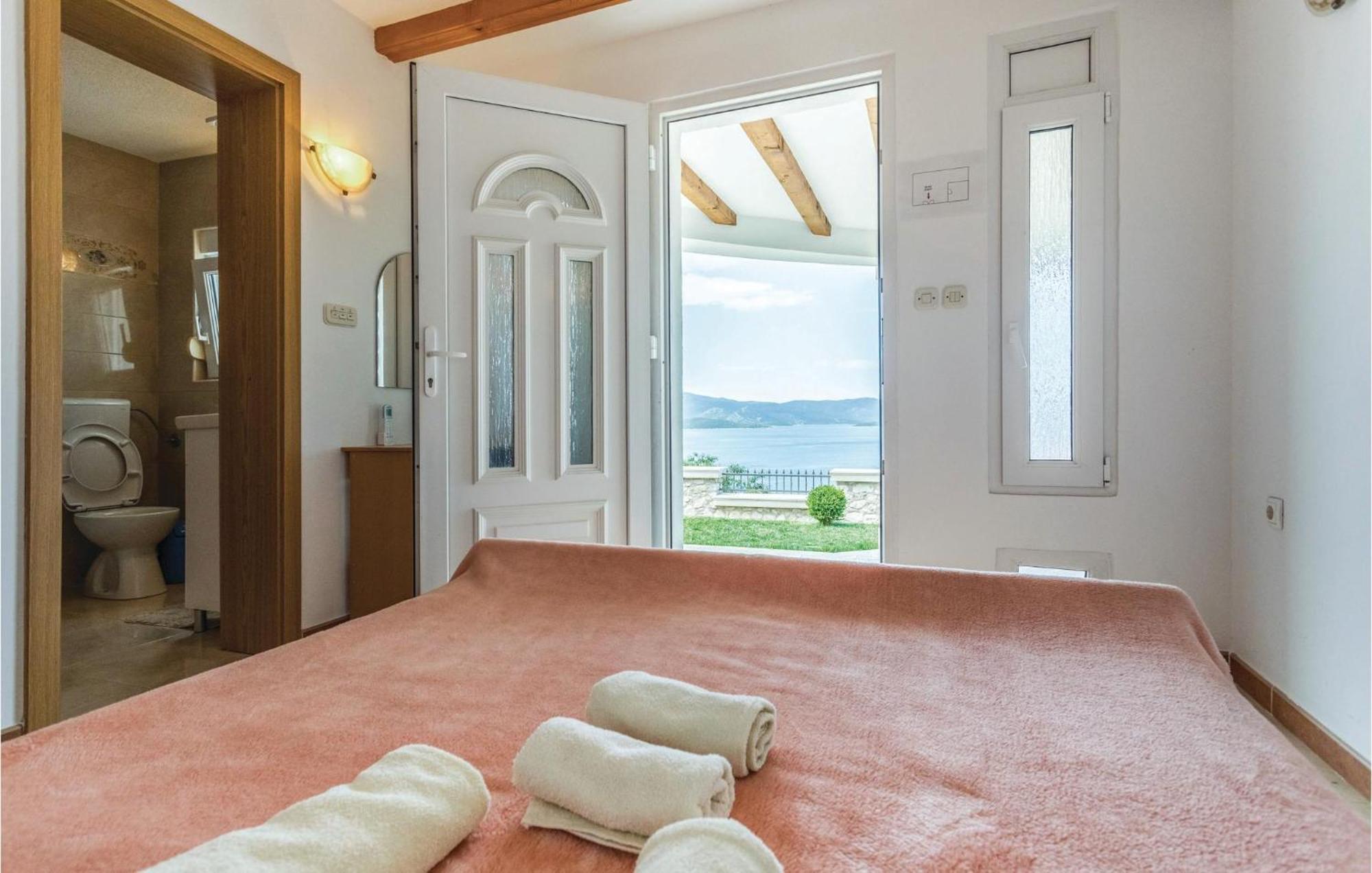 Lovely Apartment In Komarna With House Sea View Klek Zewnętrze zdjęcie
